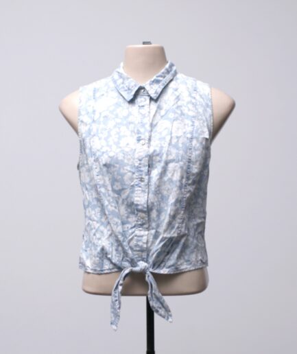 [P/M] Camisa regata azul claro florida com botões e amarração Forever 21