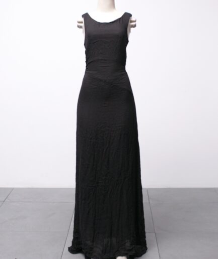 [P/M] Vestido longo com abertura nas costas Miniminou