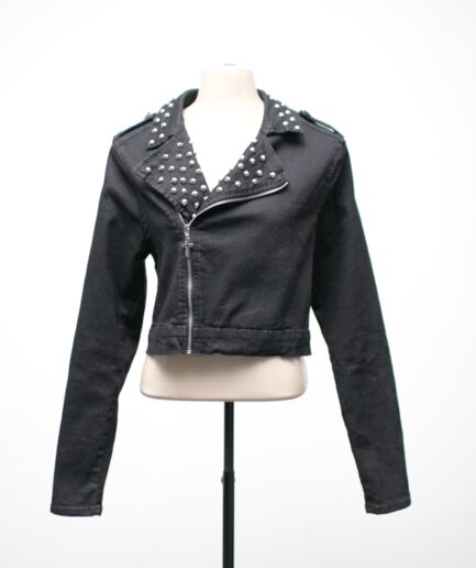 [P/M] Jaqueta cropped jeans com spikes Reversa