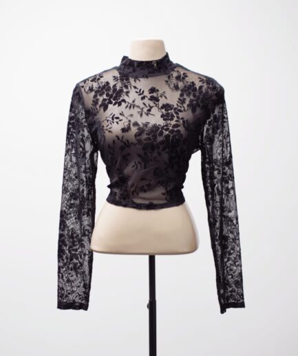 [G] Cropped manga longa de tule com textura de flores Shein