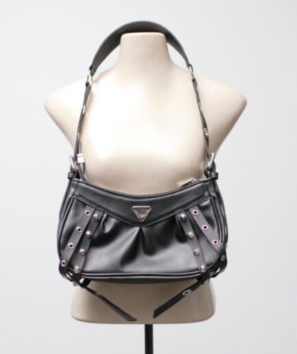 Bolsa baguete de courino com ilhóses e spikes laterais Killi