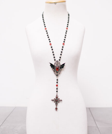 Colar rosário com pedras vermelhas Lady Dark