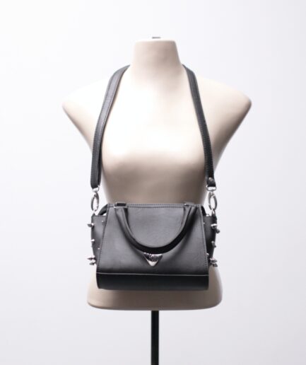 Bolsa com spikes na lateral Killi