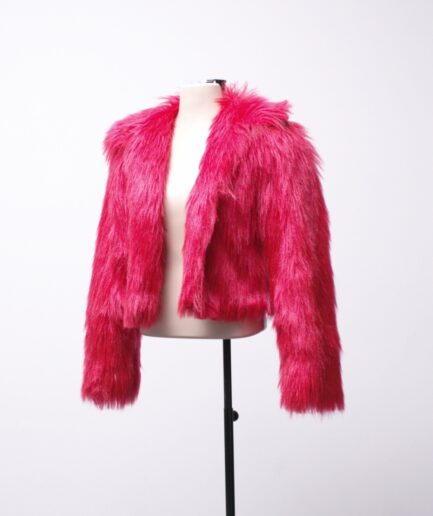 [P/M] Casaco cropped de pelinhos longos vermelho
