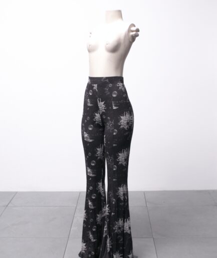 [M/G] Calça flare com estampa mística Killstar