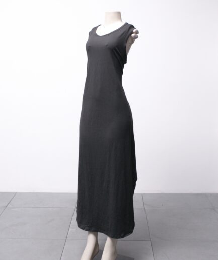 [G] Vestido longo com fendas laterais