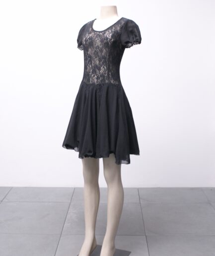 [PP/P] Vestido rodado de renda com tule