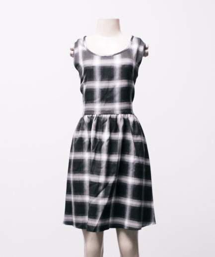 [G] Vestido rodado xadrez Romwe