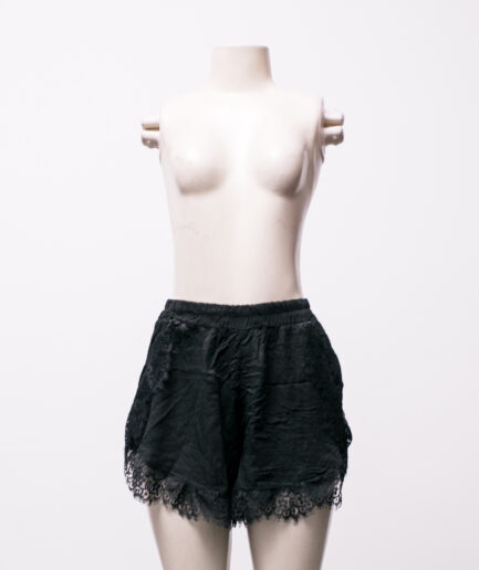 [M/G] Shorts de viscose com detalhes de renda Reversa