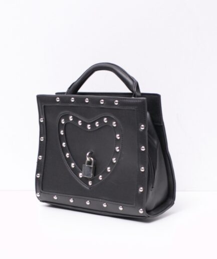 Bolsa quadrada de courino com rebites e cadeado