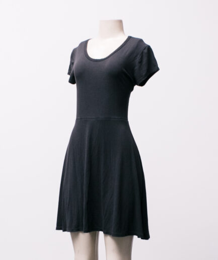 [P/M] Vestido godê de malha Reversa