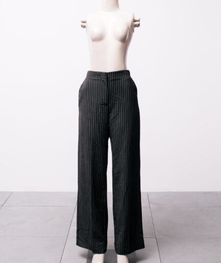 [P/M] Calça alfaiataria risca-de-giz pantalona