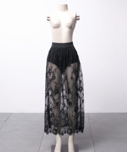 [G/GG] Saia longa de renda com hot pants