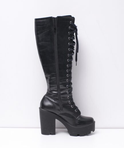 [37] Botas cano alto plataforma de courino Reversa