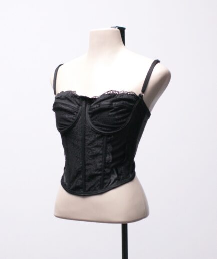 [P/M] Cropped corpete de renda com detalhes de cetim sem transparência