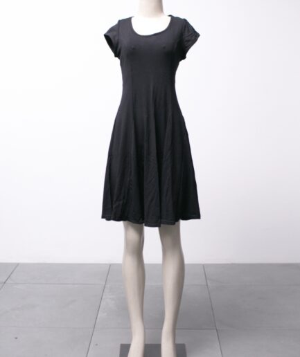 [P/M] Vestido rodado de malha com amarração nas costas