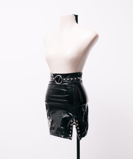 [PP] Saia de vinil com zíperes Queen of bones