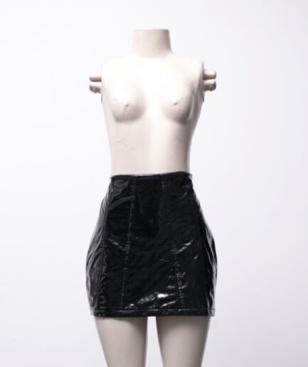 [P/M] Saia curta de vinil