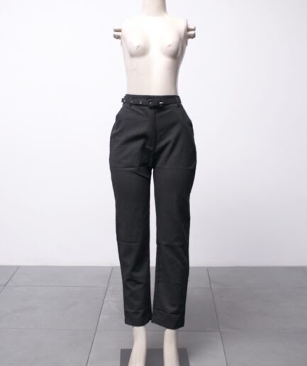 [P] Calça alfaiataria cintura alta com cinto