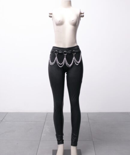 [P] Calça legging de lycra com correntes e argolas