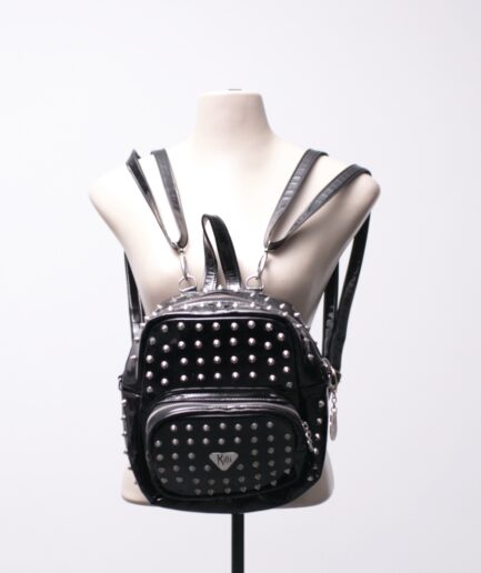 Mini mochila de verniz com spikes Killi