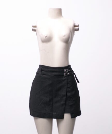 [P/M/G/GG] Shorts saia em viscolinho com fenda e fivelas