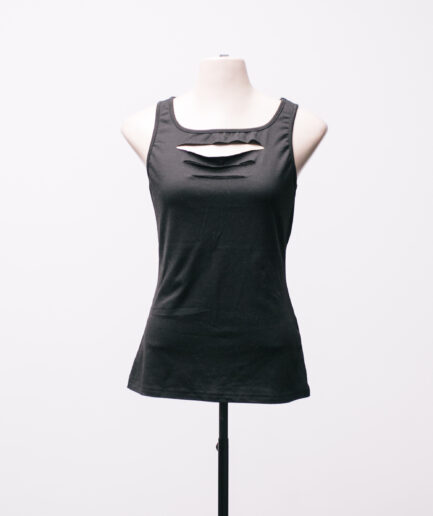 [P/M] Regata com detalhes de rasgos Shein