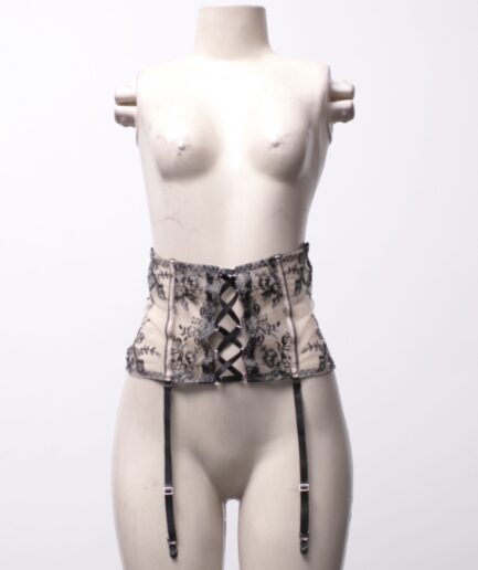 [M] Cinta-liga de tule bege com bordado de flores e amarração